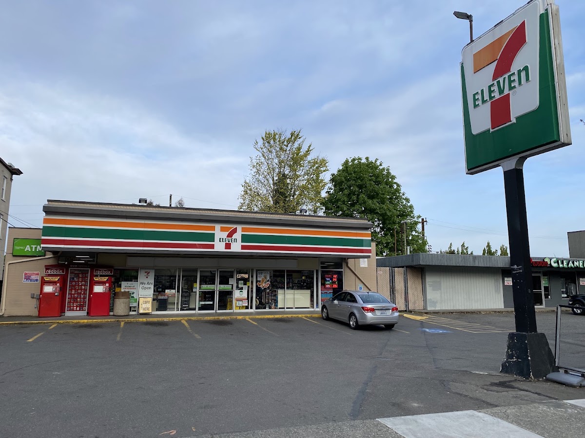 7-Eleven — photo 1