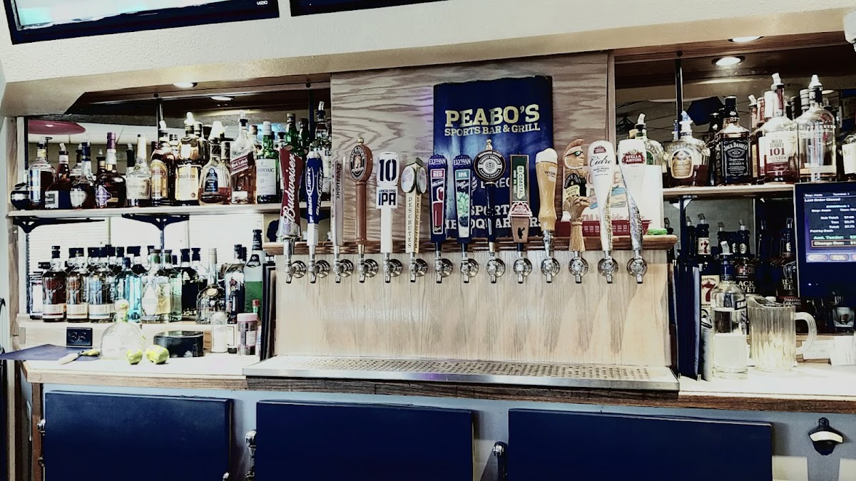 Peabo's Sports Bar & Grill